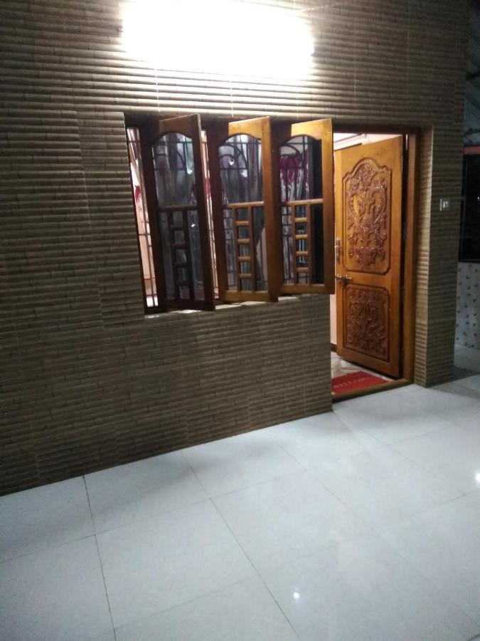 Maniis Homestay Valparai Exterior photo