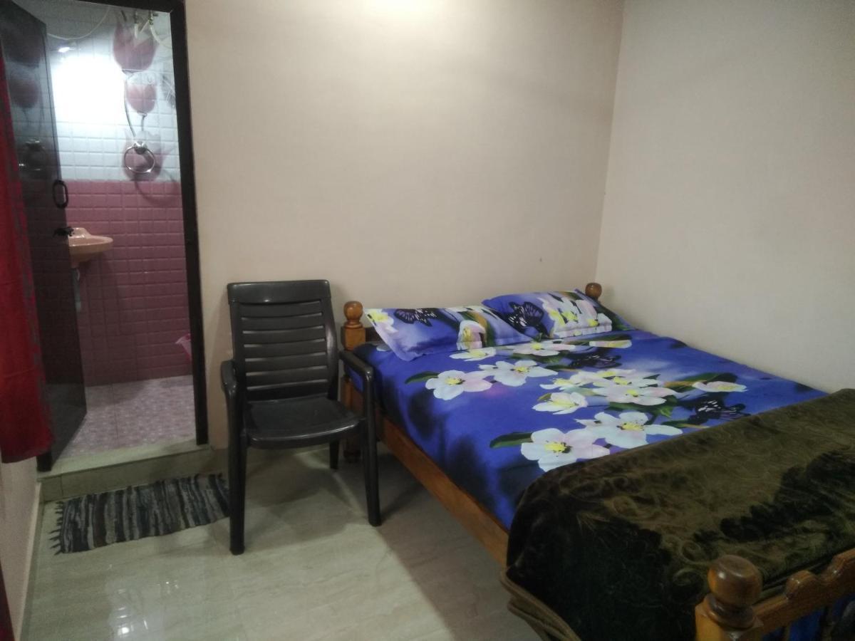 Maniis Homestay Valparai Exterior photo