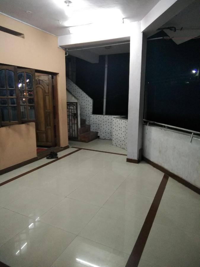 Maniis Homestay Valparai Exterior photo